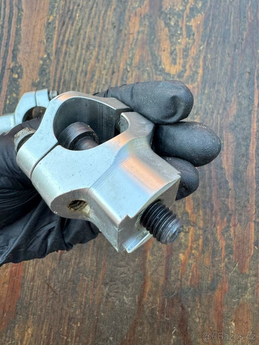 Držák řídítek úchyt brýlí ktm husqvarna husaberg risery