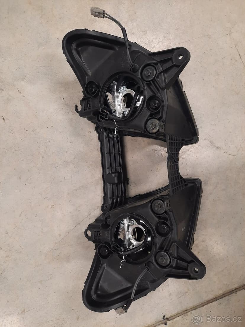 Kawasaki Zx10r 2019 přední světlo.