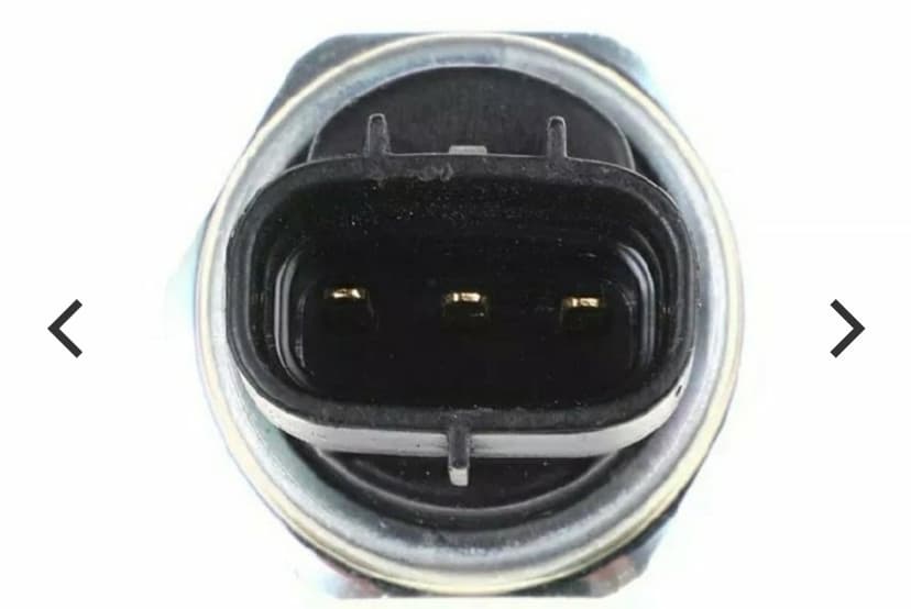 Senzor tlaku paliva toyota hilux avensis d4d 2.2/ 2.5L/3.0