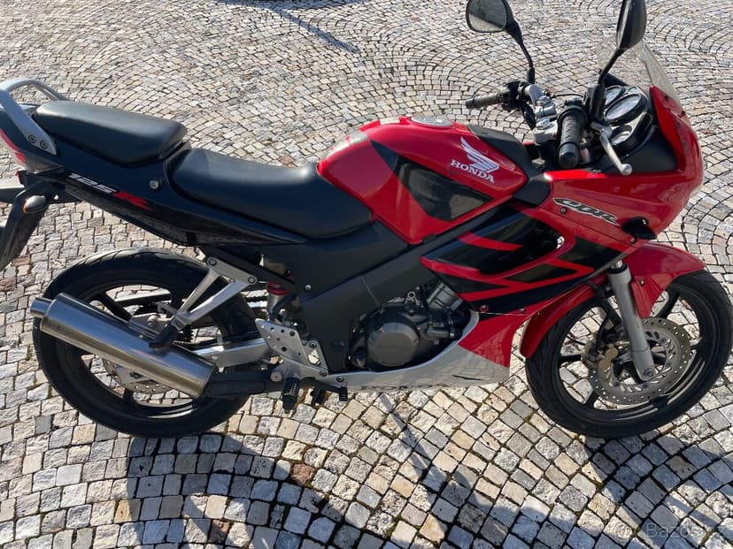 Honda CBR 125  R - rok 2006