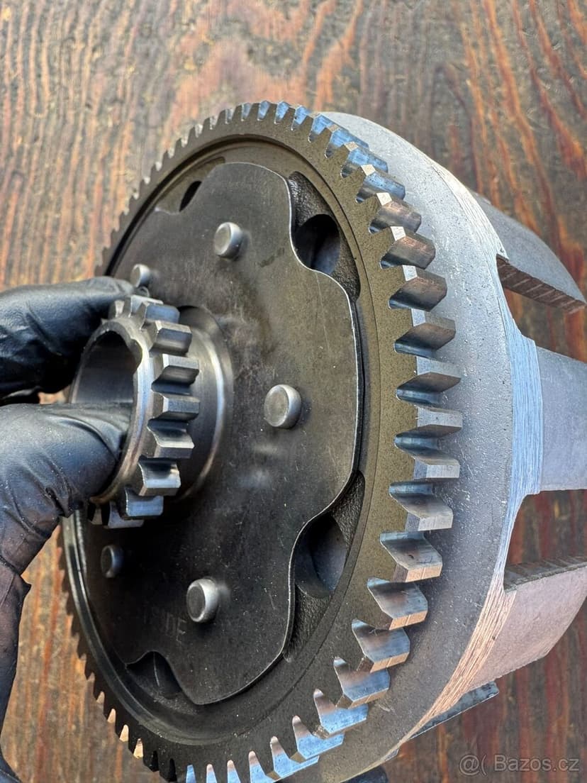 Vnější spojkový koš lamel košík přítlačný Yamaha YZ 125