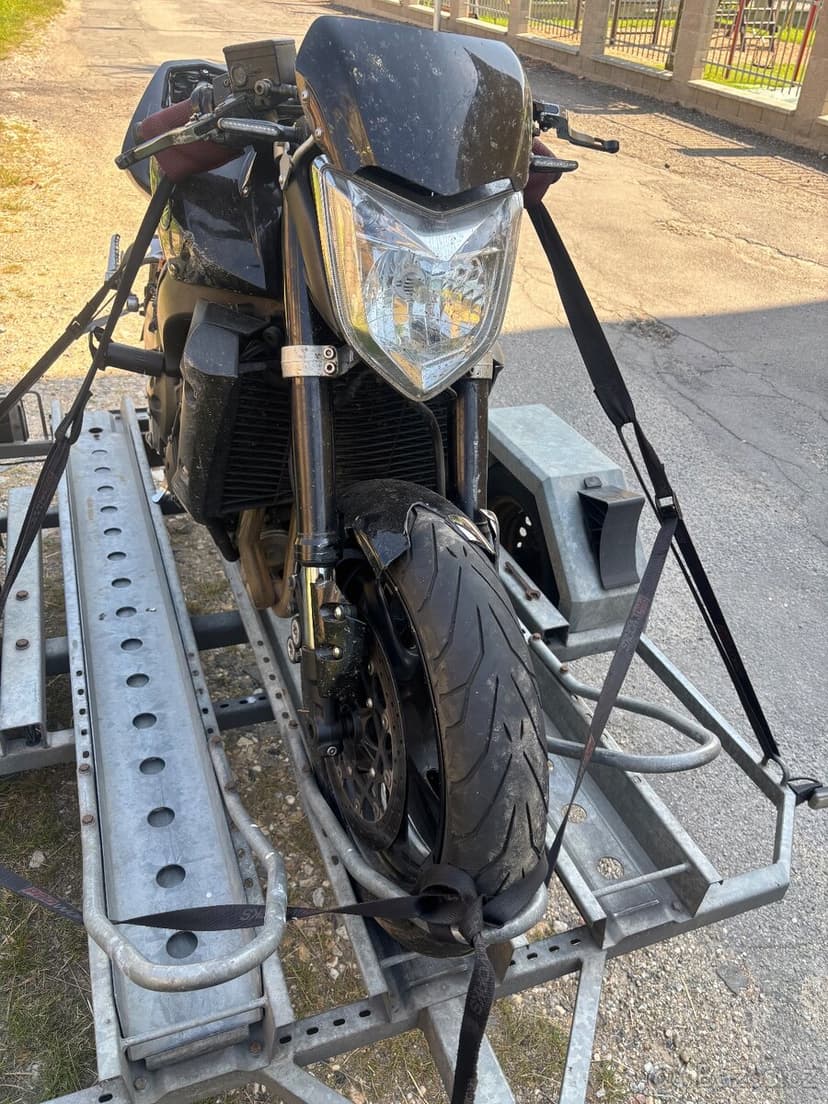 Rozprodam Yamaha Fz1N na nahradni dily