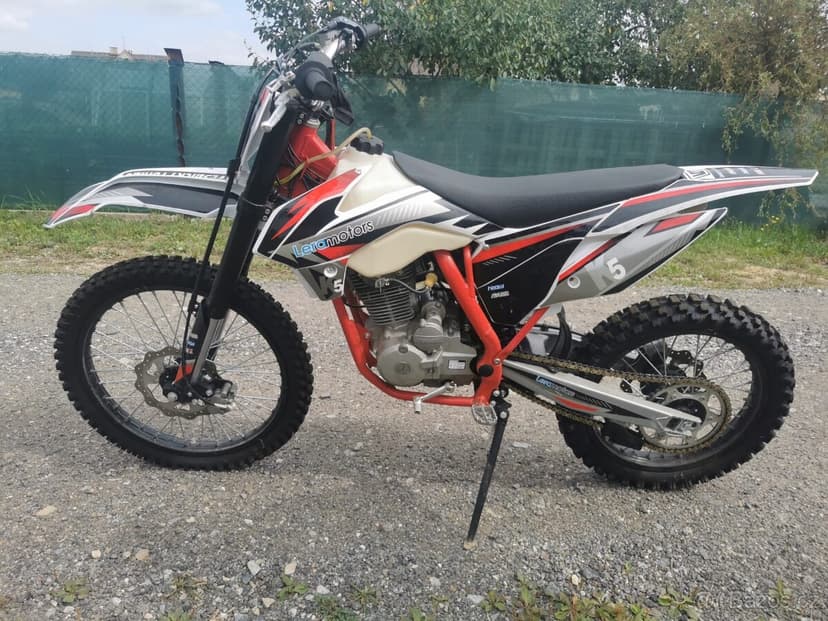 Pitbike Leramotors Killer 250 cc