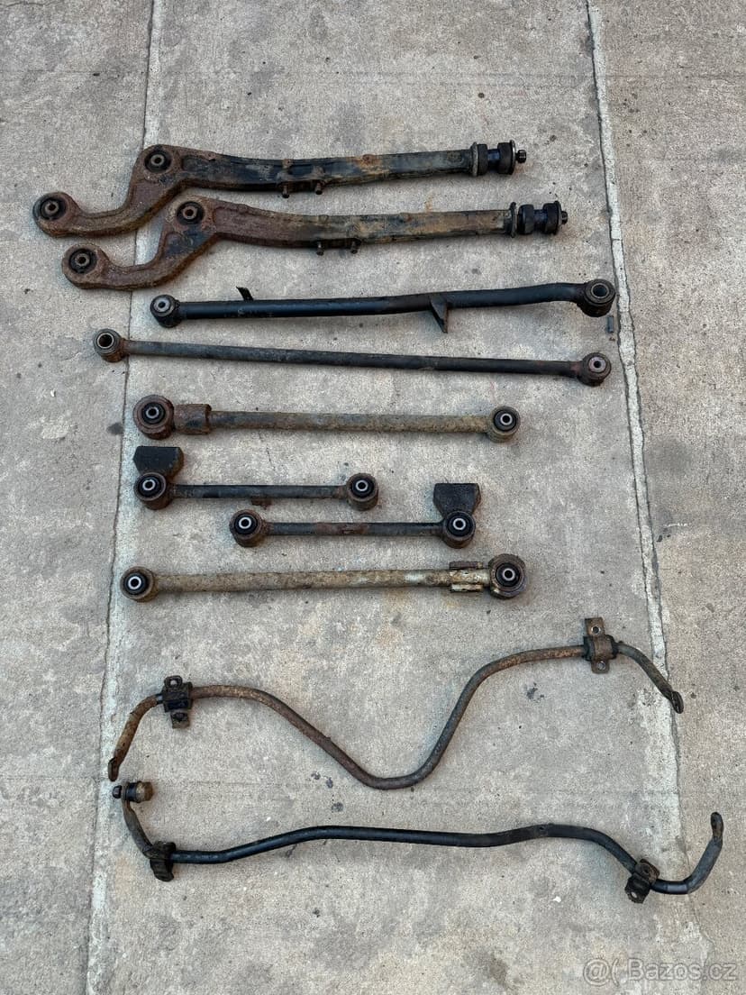 Palivová nádrž Nissan Patrol Y61 a jiné díly