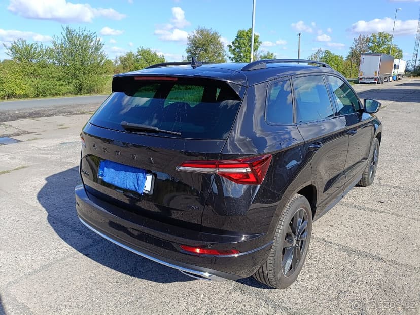 Škoda Karoq 2.0 TDI Sportline dsg 4x4 virtual, tažné