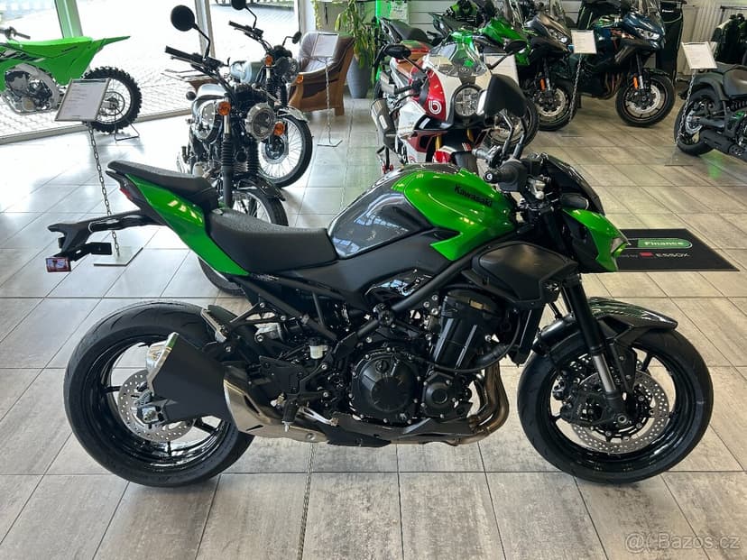 Kawasaki Z 900 2026