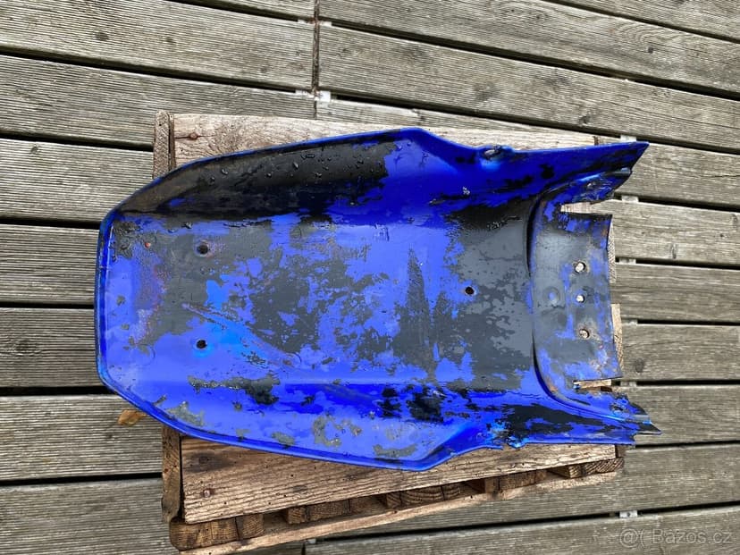 YAMAHA DT 125 originál zadní blatník