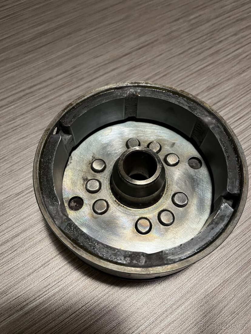 Opravuji magneta Cagiva  Husqvarna repas magneto