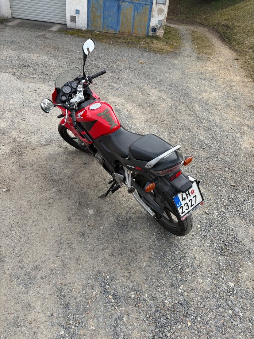 Honda cbr 125R