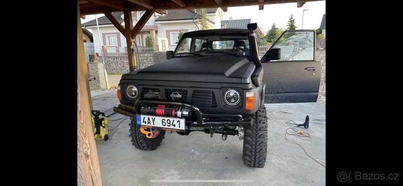 Nissan Patrol Gr60 rok 1992