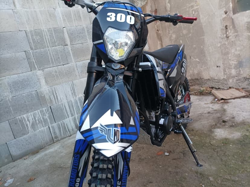 Pitbike Leramotors Killer PRO 300cc H2O – modrá