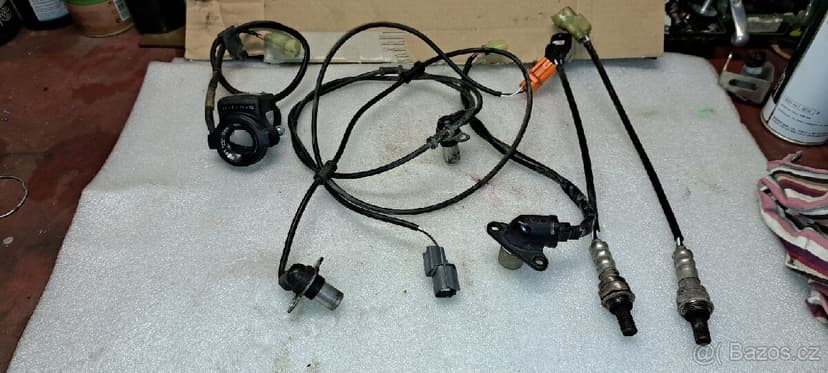 Honda vfr 800 vtec abs dual cbs systém