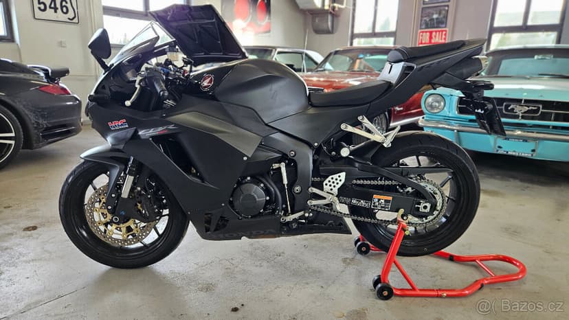 2024 Honda CBR 600RR, najeto 3200 km