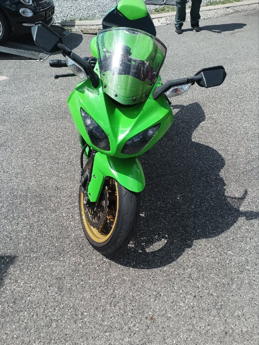 Kawasaki Ninja zx 10 r