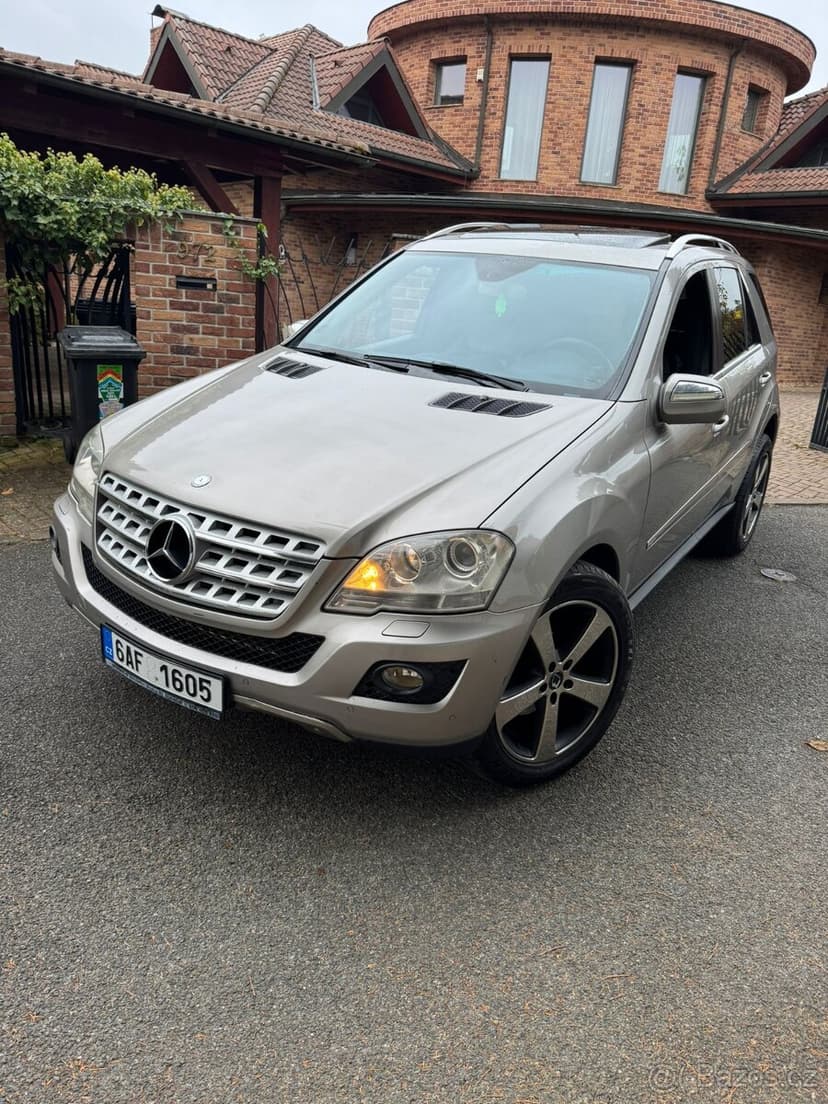 Mercedes-Benz ML 350 CDI AMG SportPaket-splátky bez registru
