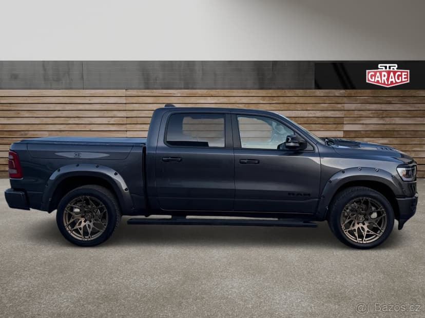 DODGE RAM 1500 LARAMIE VZDUCH RAMBOX