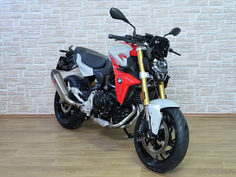 BMW F900R Sport 35kW výborná výbava, po velkém servisu
