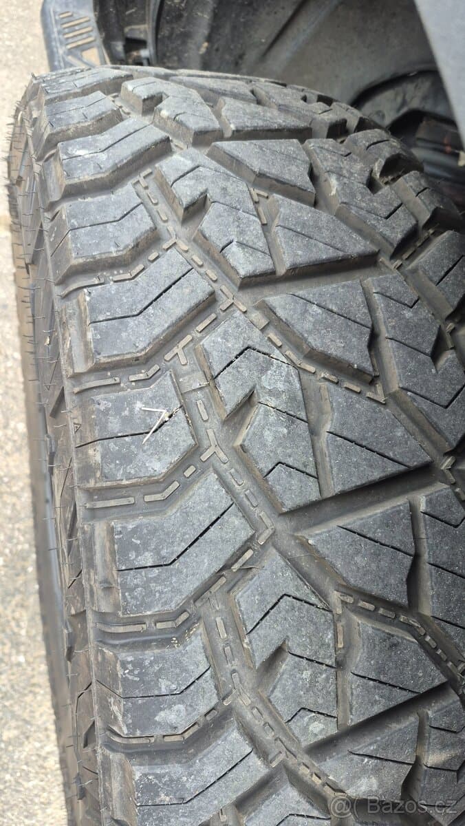 F-150 , Bronco 35/12.5 R20 121Q