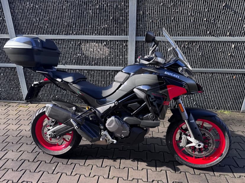 Ducati Multistrada V2S Black