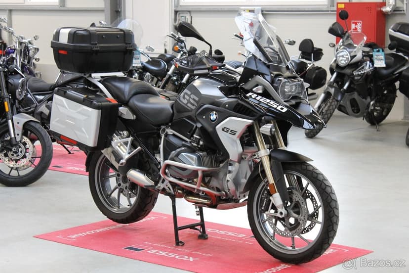 BMW R1250GS 2020 plná výbava / autoriz. servis