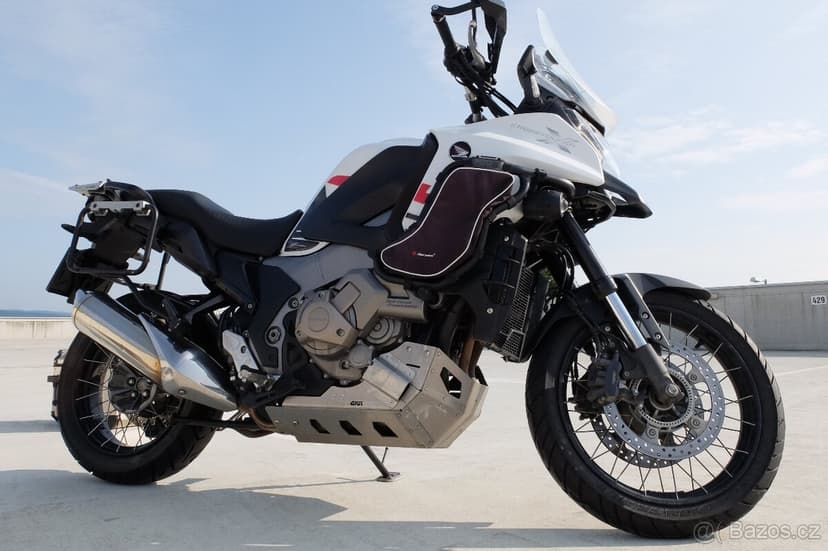 Predám Honda VFR 1200 X D Crosstourer (DCT)