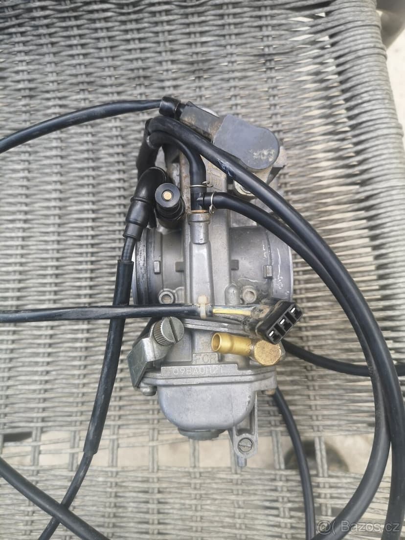 Honda CRF 450R, 2007, karburátor.