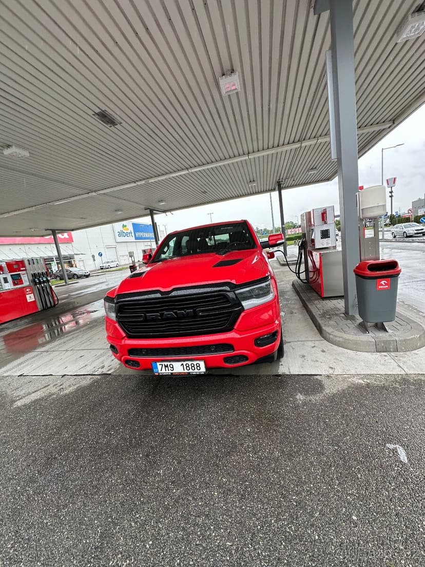 DODGE RAM 1500 V8 SPORT 4x4 2022 DPH