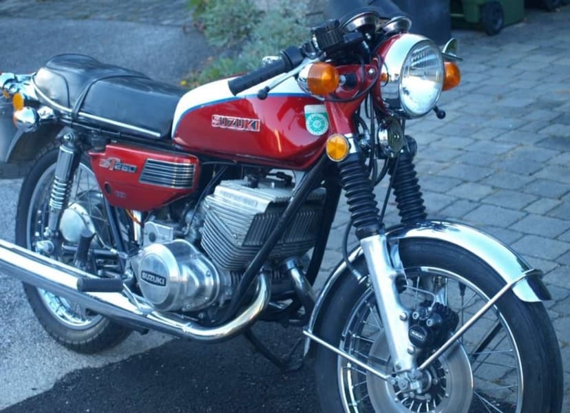 Suzuki GT 250 Ram Air System 1973