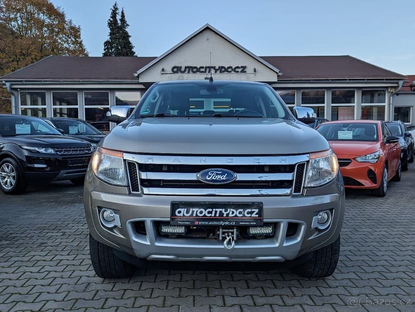 Ford Ranger LIMITED 3.2TDCi 147kW A/T KAMERA