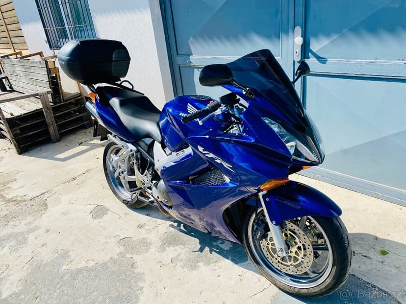 Honda VFR 800, možnost splátek a protiúčtu