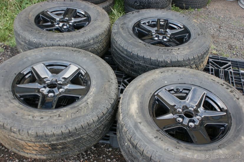 original kola Jeep Gladiator, Wrangler s pneu čidla TPMS