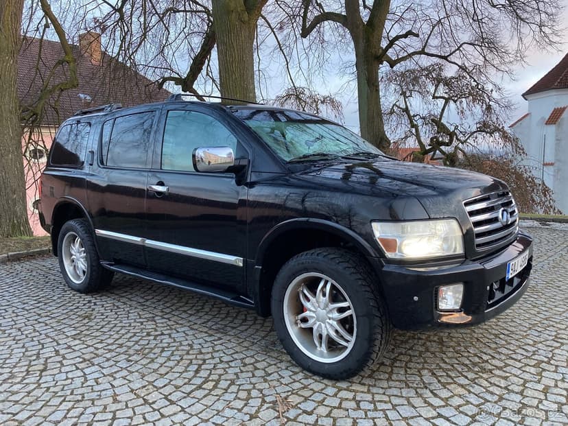INFINITI QX 56 4x4 V8 Automat LPG