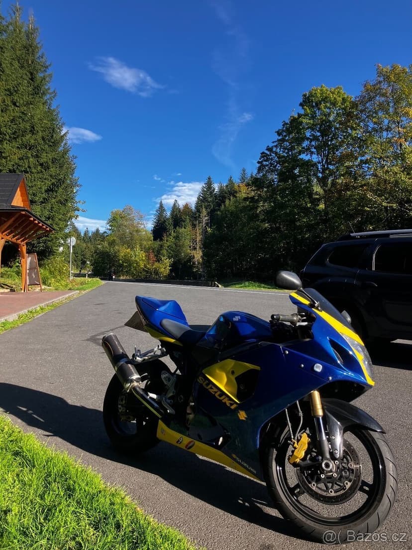 Suzuki GSXR 600 K5 - POUZE 17 000 KM