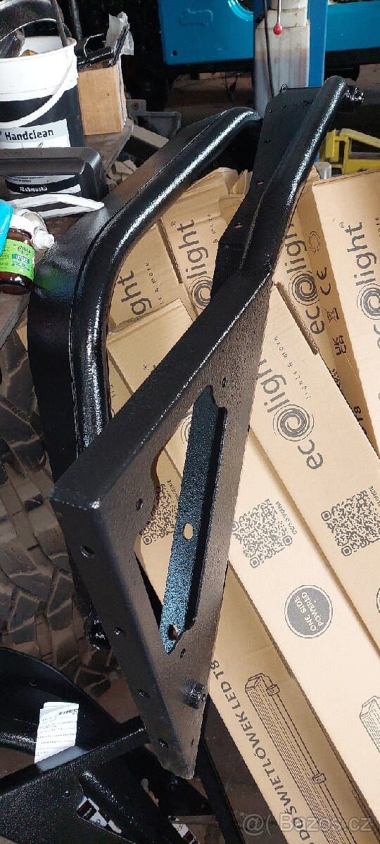 Jeep Wrangler TJ lemy blatníků Motobild