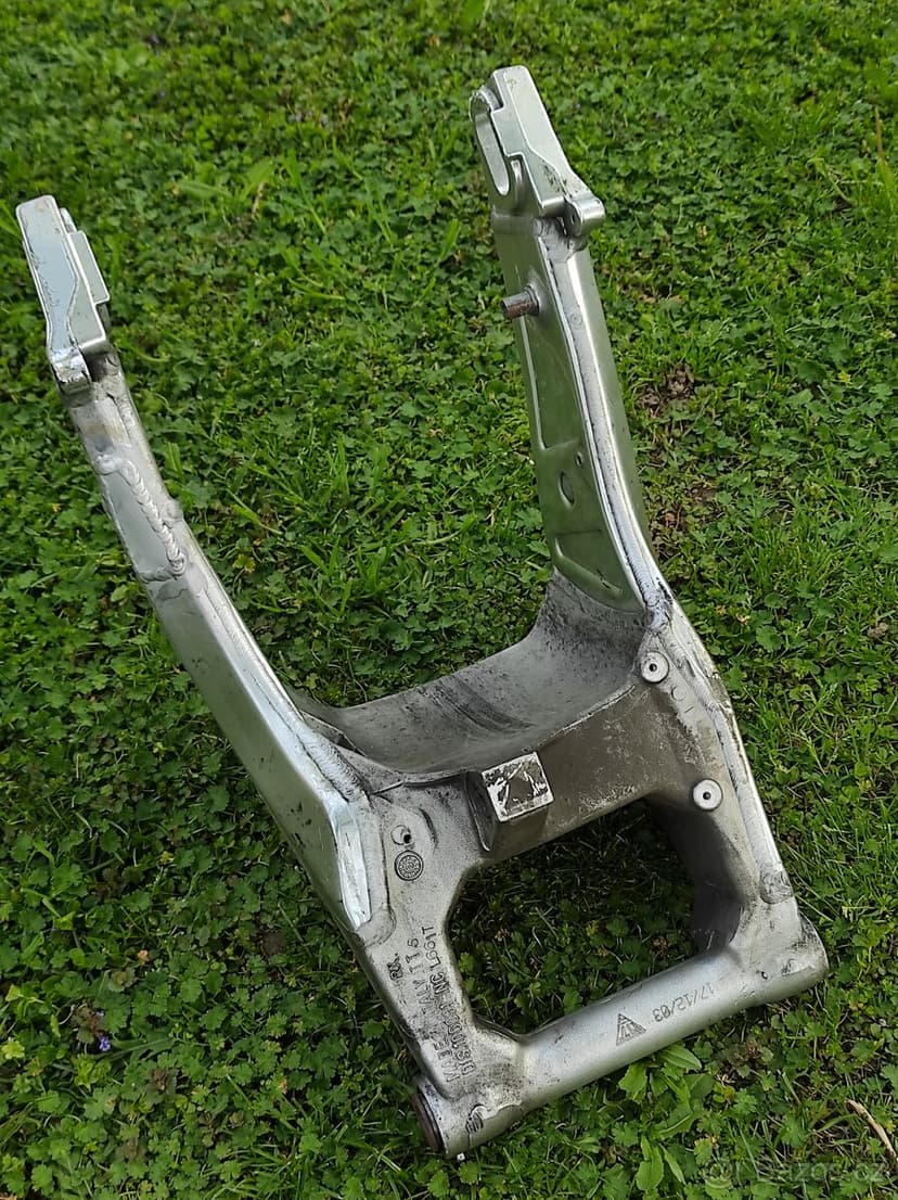 Kyvná vidlice Aprilia RSV 1000R, Factory