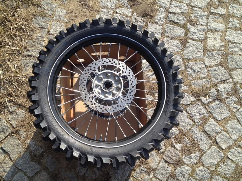 Yamaha YZF 250-zadní kolo