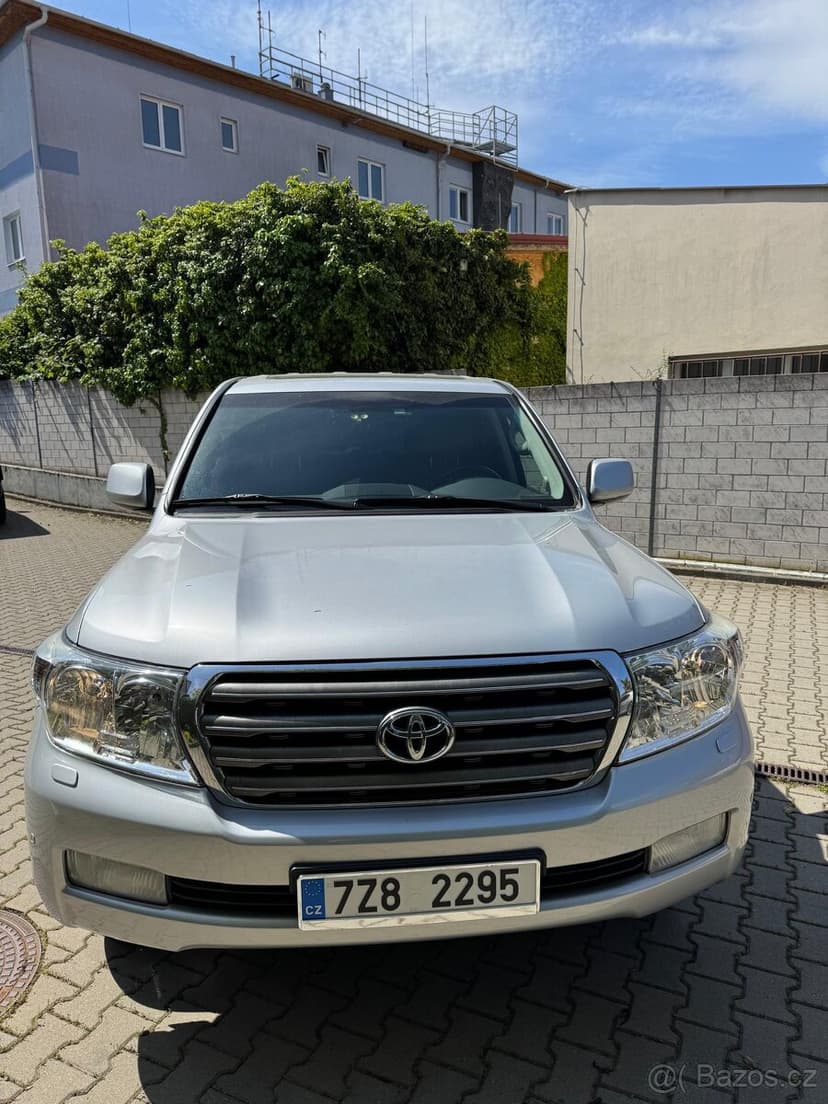 TOYOTA LAND CRUISER 4,5 D LX200 TOP STAV