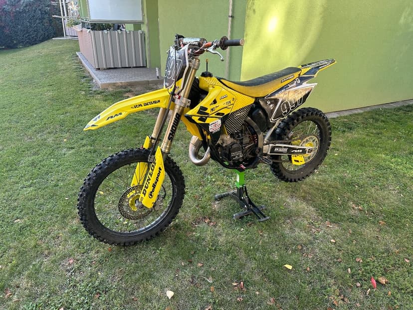 Suzuki RM 125 2t
