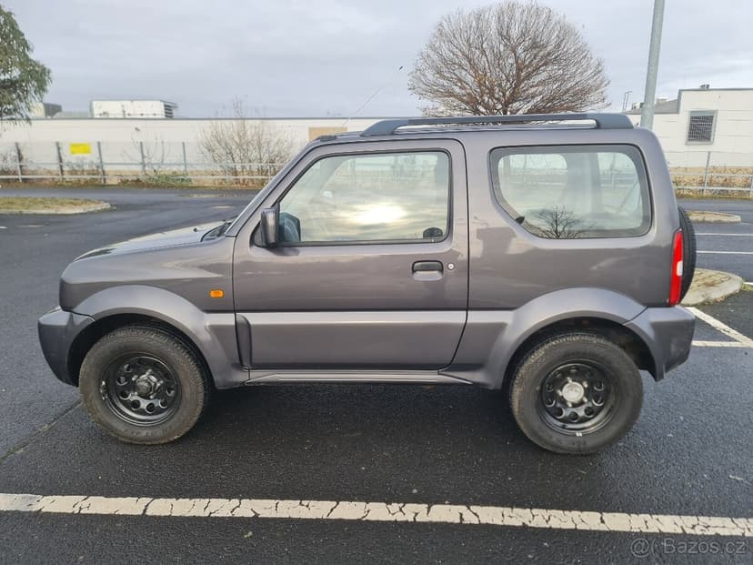 Suzuki Jimny 1.3 16V 4x4, 63kW, 8/2010, nová STK