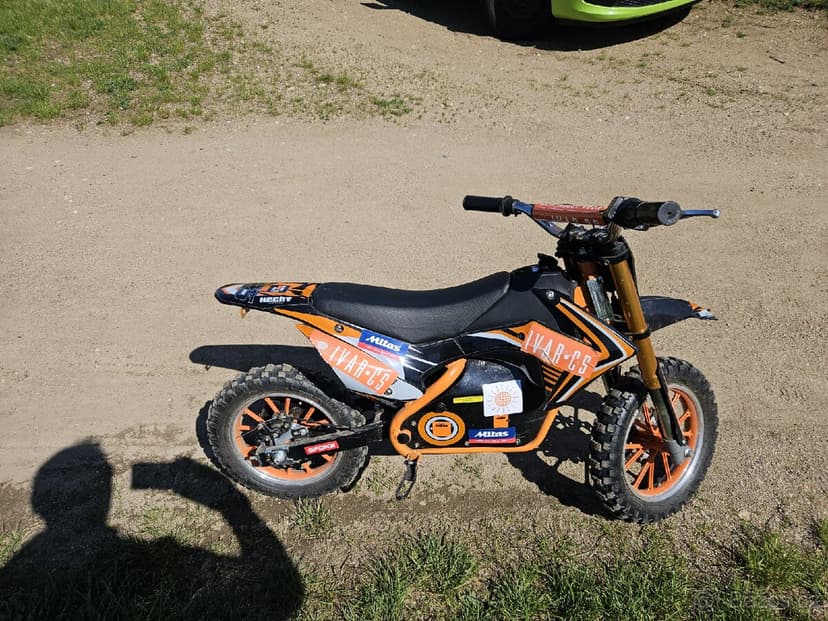 Elektromotorka Hecht