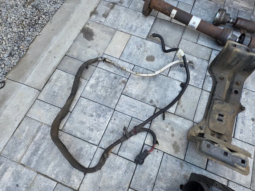 Díly Jeep Grand cherokee  5,7L