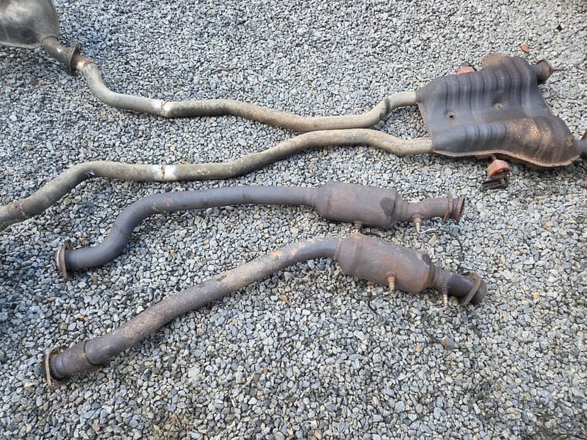 Výfukový systém Jeep Grand Cherokee - Hemi 5,7L