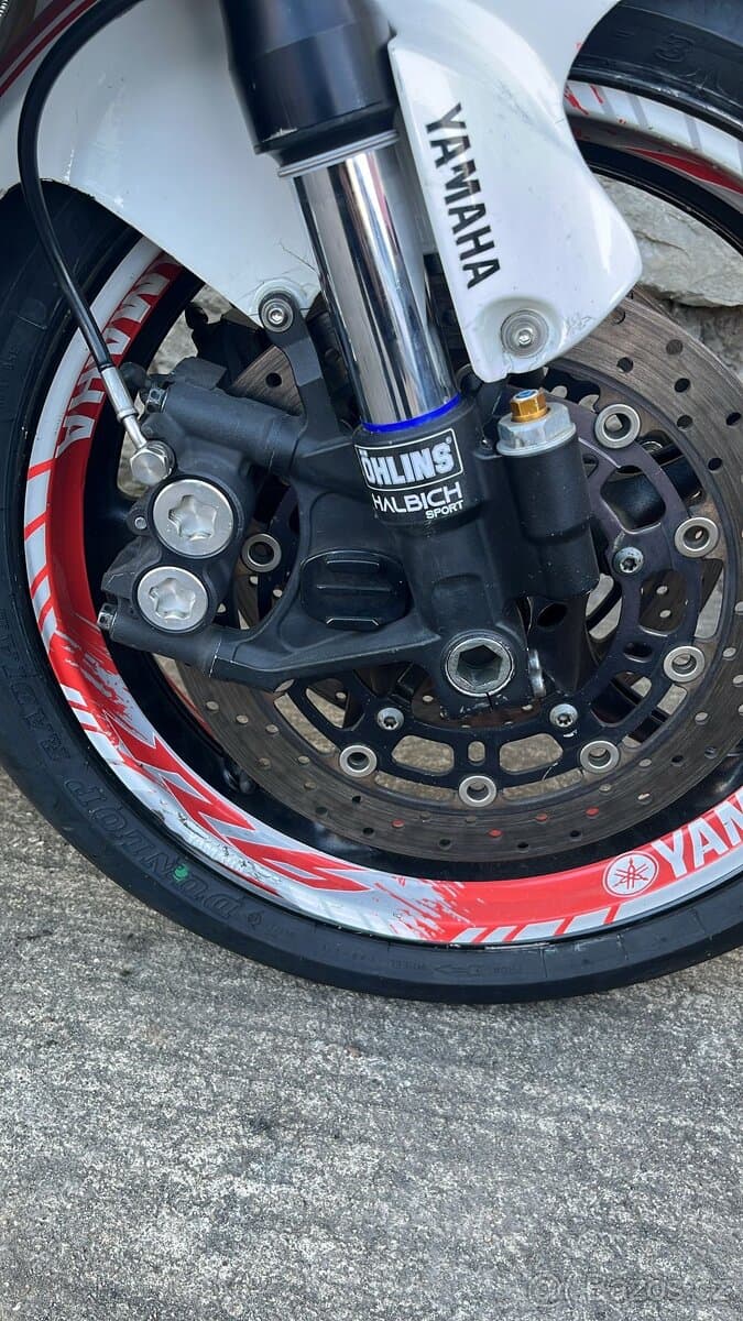 Yamaha r6 okruhovka