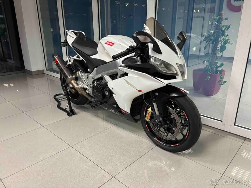 Aprilia RSV4R