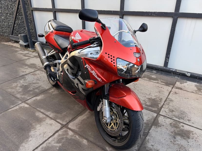Honda CBR900RR Fireblade SC33 1998