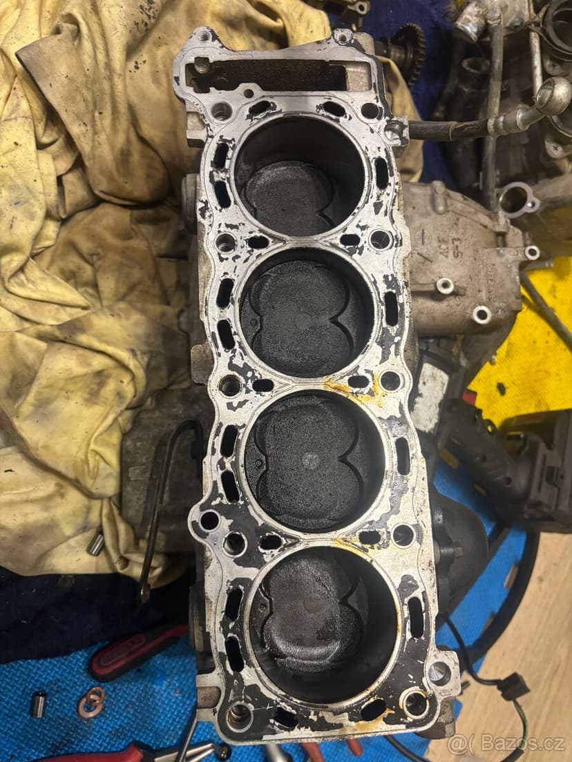 Klikova hridel vana hlava na Suzuki Gsxr 1000 01-02 T708