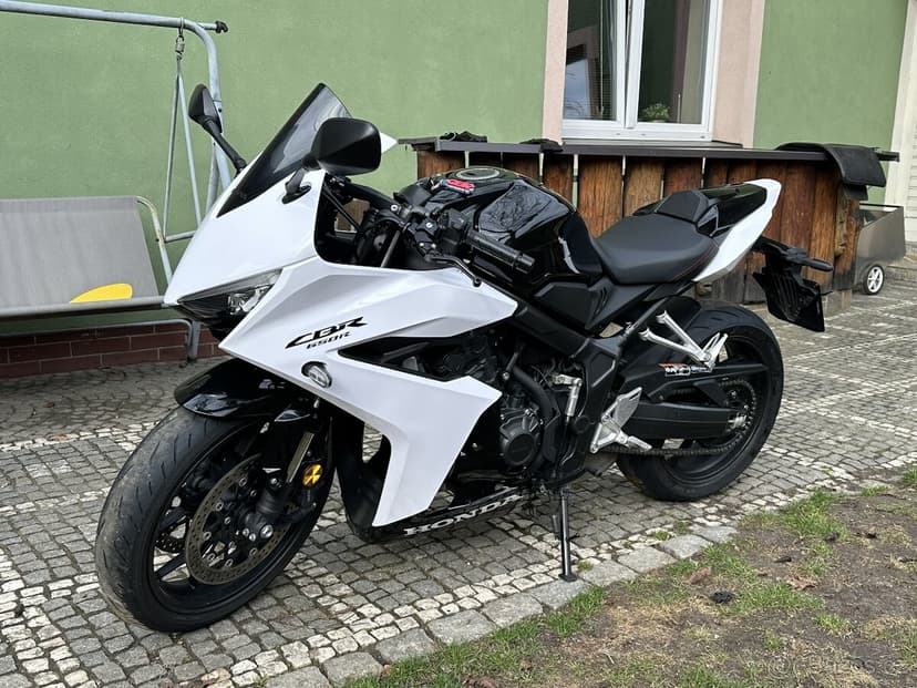 Honda CBR 650R E-Clutch