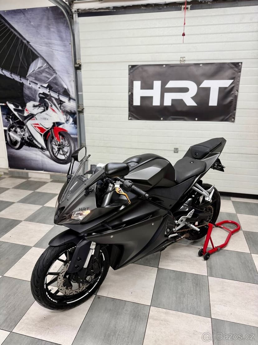 Yamaha YZF-R125 2015 ABS 28000KM TOP STAV ZÁRUKA