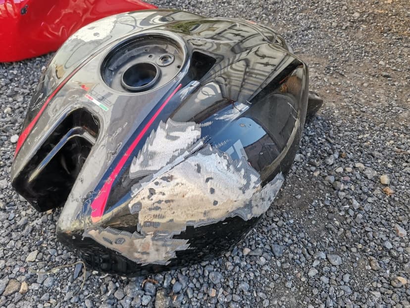 Ducati Monster 1200R Soubor dílů