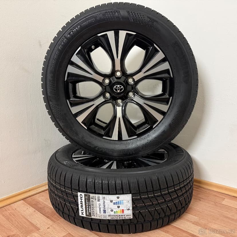 TOYOTA HILUX 6x139,7 R19 ET25+TPMS+ZIMNÍ 265/55R19